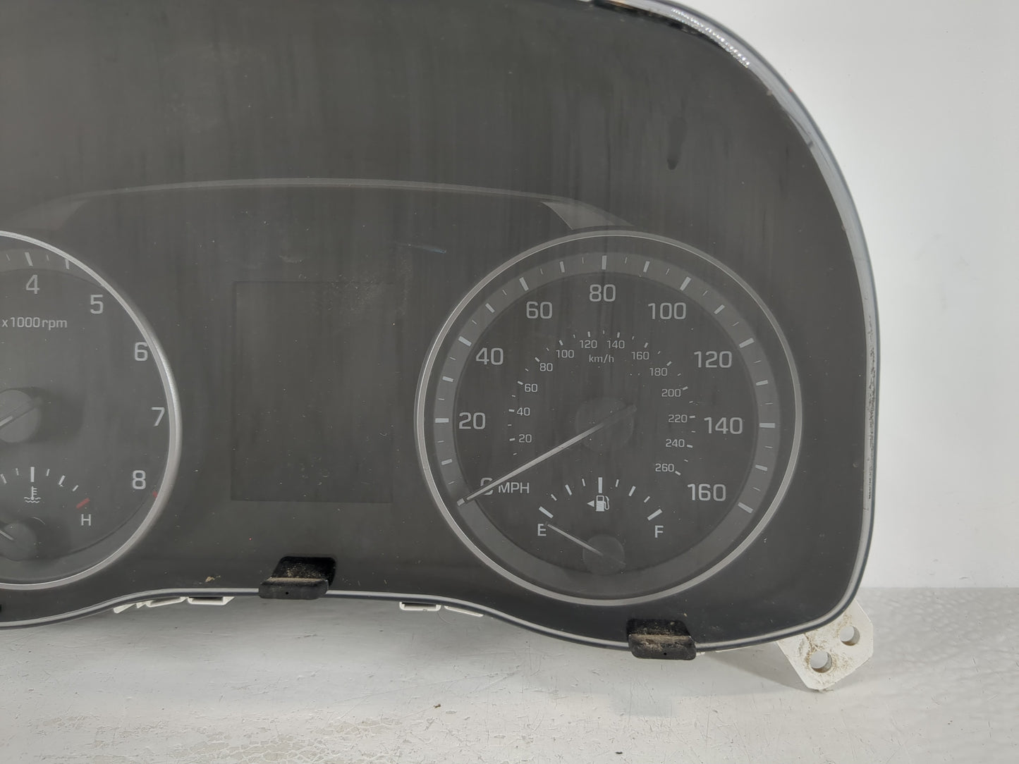 2017-2018 Hyundai Elantra Instrument Cluster Speedometer Gauges P/N:94011-F2061 Fits Fits 2017 2018 OEM Used Auto Parts - Oe
