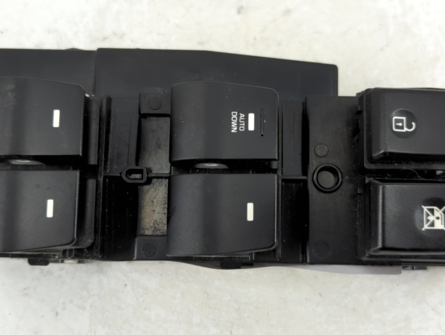 2017-2020 Hyundai Elantra Master Power Window Switch Replacement Driver Side Left P/N:93570-F2100 Fits Fits 2017 2018 2019 2