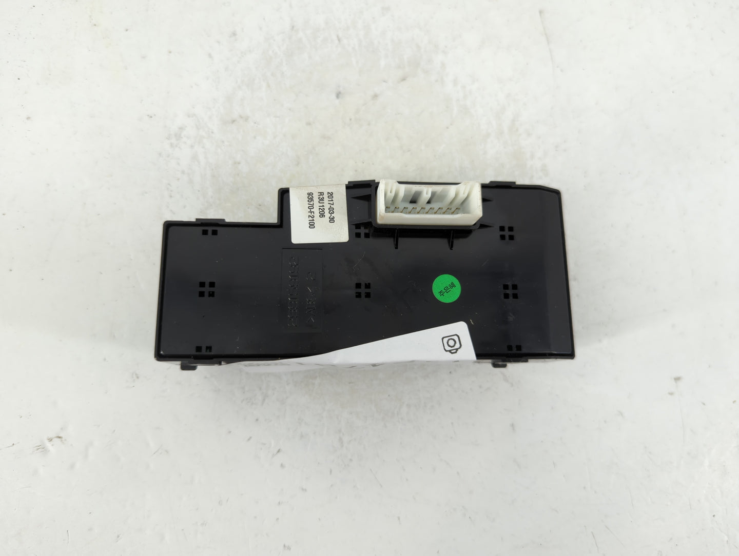 2017-2020 Hyundai Elantra Master Power Window Switch Replacement Driver Side Left P/N:93570-F2100 Fits Fits 2017 2018 2019 2