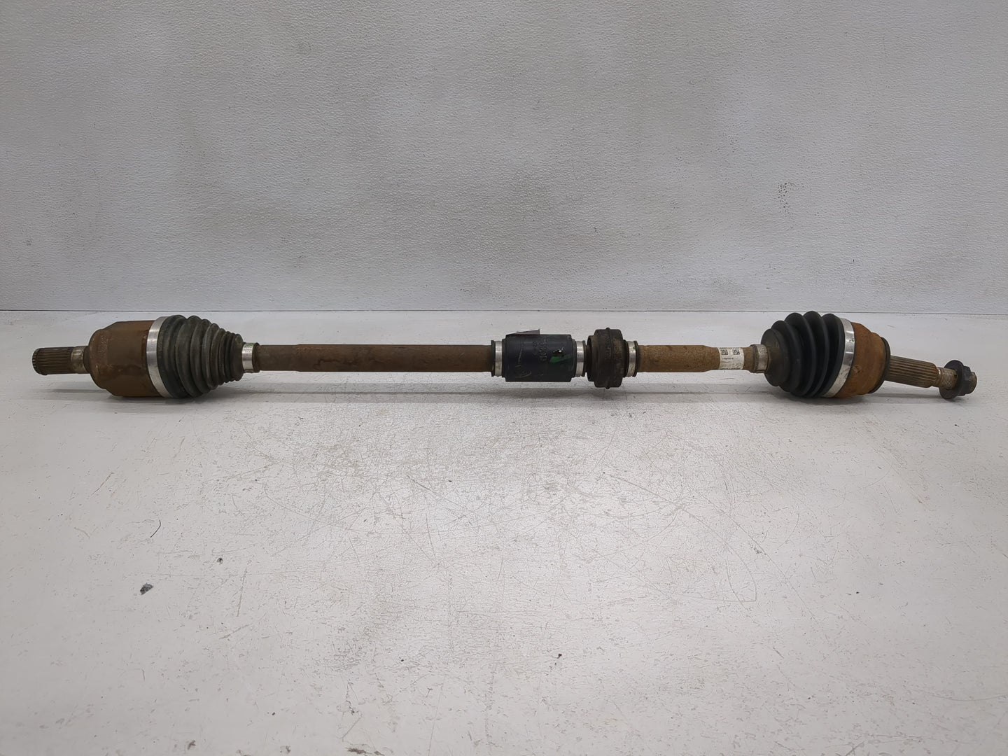 2017-2020 Hyundai Elantra Axle Shaft Front Passenger Cv C/v 1137452 - Oemusedautoparts1.com