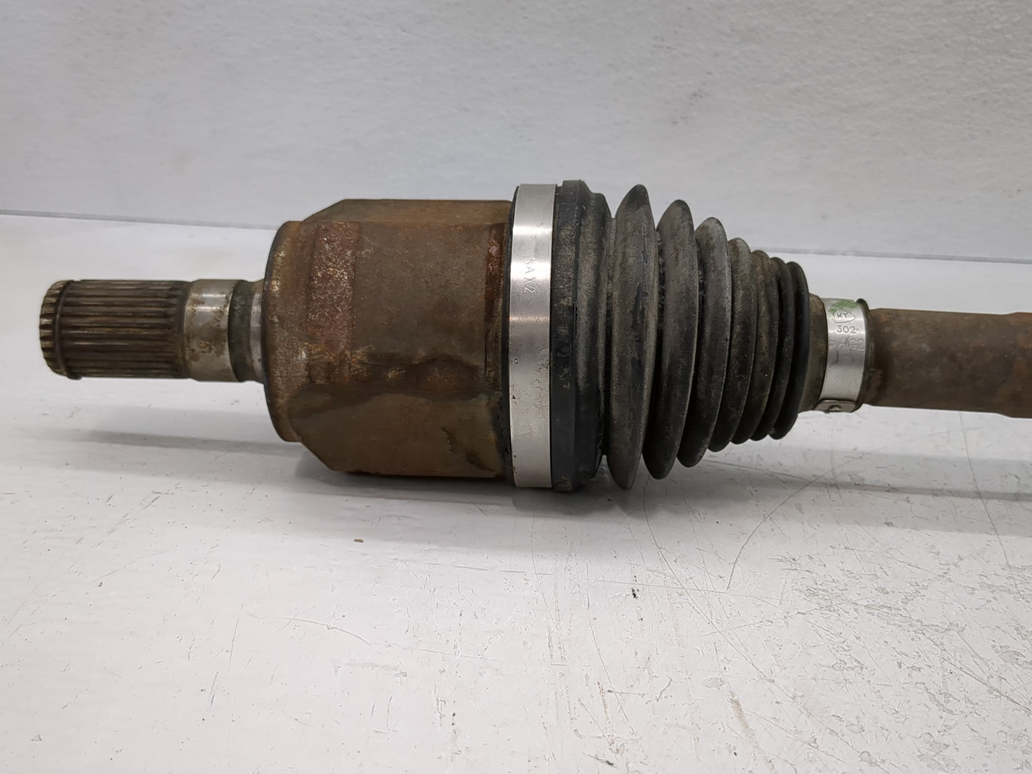 2017-2020 Hyundai Elantra Axle Shaft Front Passenger Cv C/v 1137452 - Oemusedautoparts1.com