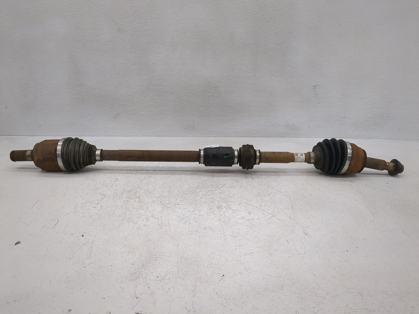 2017-2020 Hyundai Elantra Axle Shaft Front Passenger Cv C/v 1137452 - Oemusedautoparts1.com
