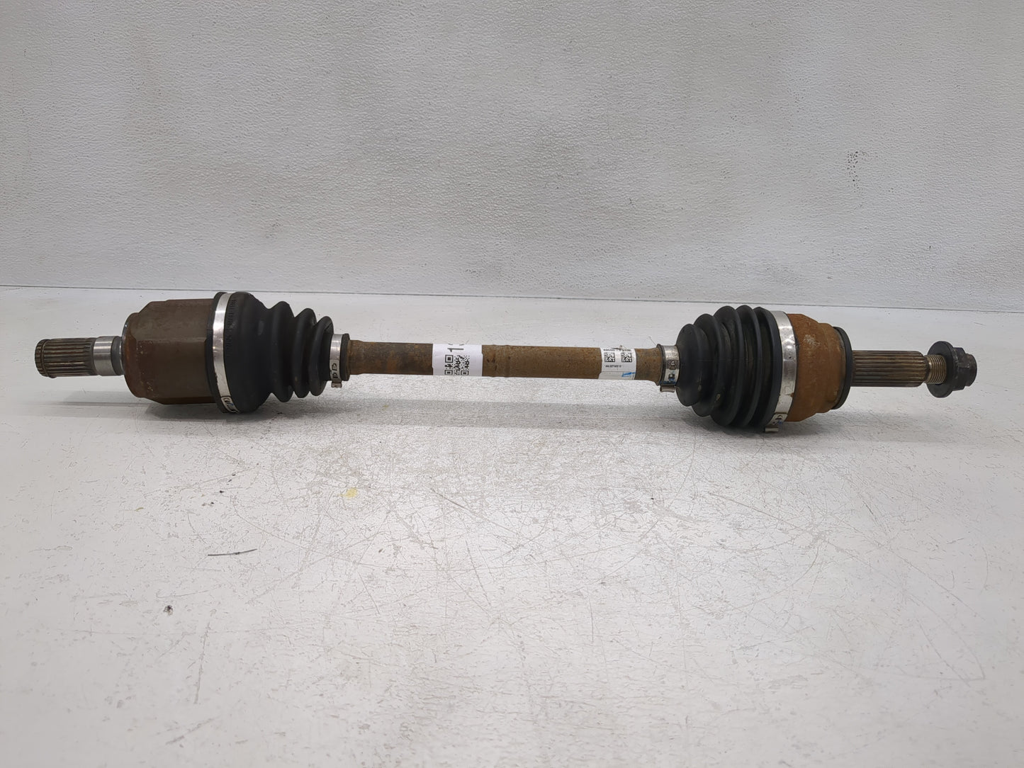 2017-2020 Hyundai Elantra Axle Shaft Front Driver Cv C/v - Oemusedautoparts1.com