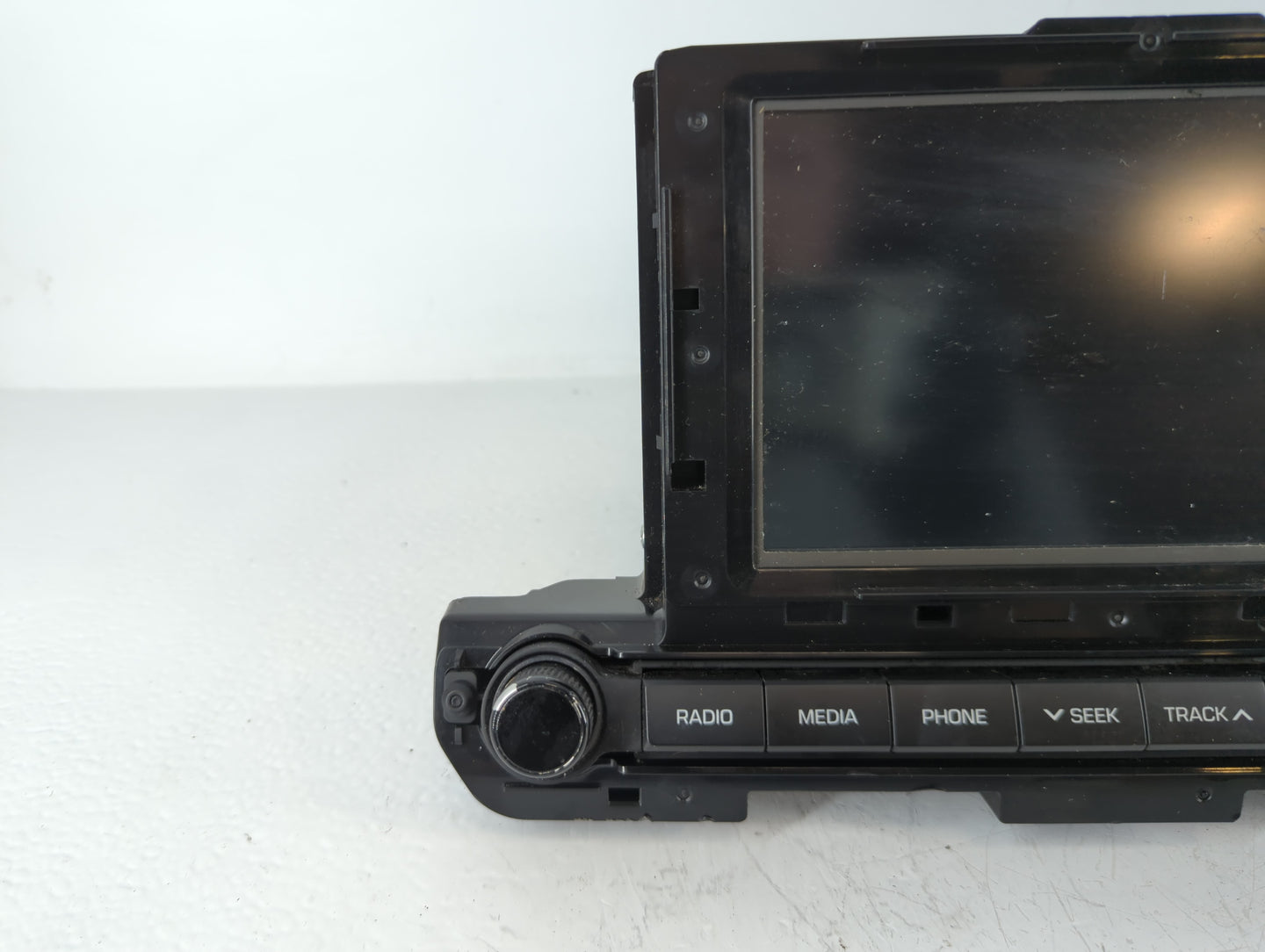 2017-2018 Hyundai Elantra Radio AM FM Cd Player Receiver Replacement P/N:96160-F2101UAT Fits Fits 2017 2018 OEM Used Auto Pa