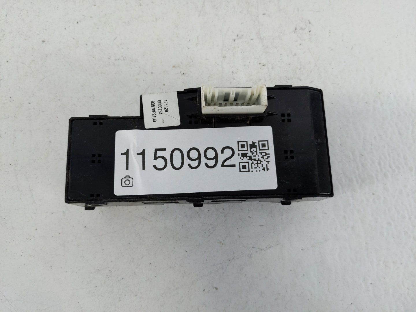 2017-2020 Hyundai Elantra Master Power Window Switch Replacement Driver Side Left P/N:93570F2100 Fits Fits 2017 2018 2019 20
