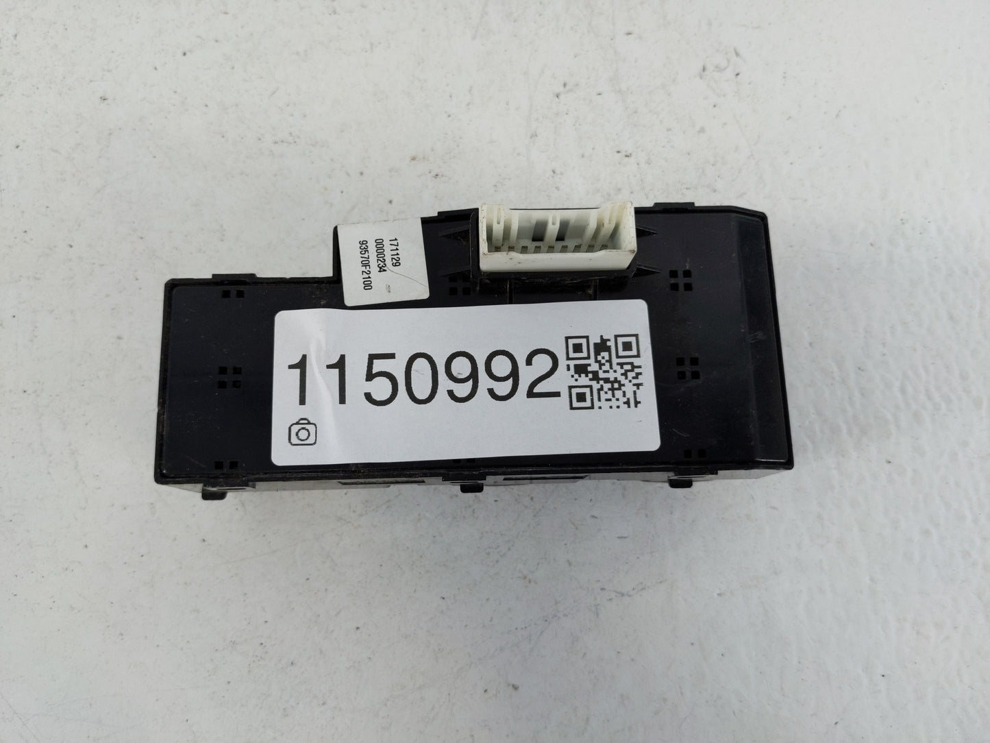 2017-2020 Hyundai Elantra Master Power Window Switch Replacement Driver Side Left P/N:93570F2100 Fits Fits 2017 2018 2019 20