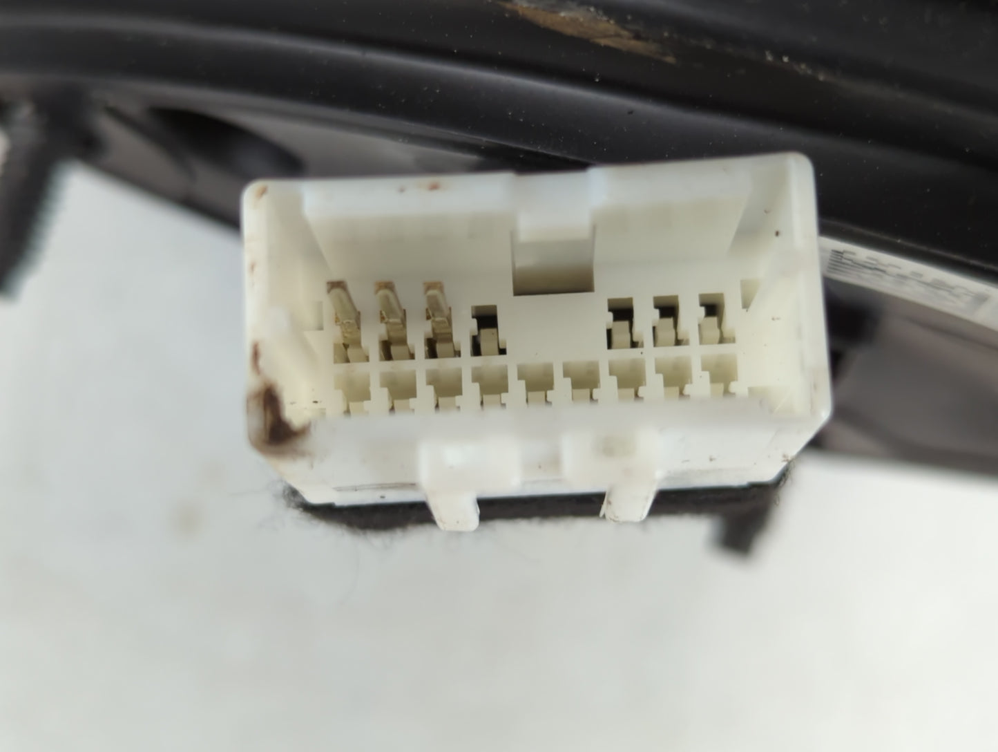 2017-2020 Hyundai Elantra Passenger Side View Mirror - Right Door Mirror OEM Used - Oemusedautoparts1.com