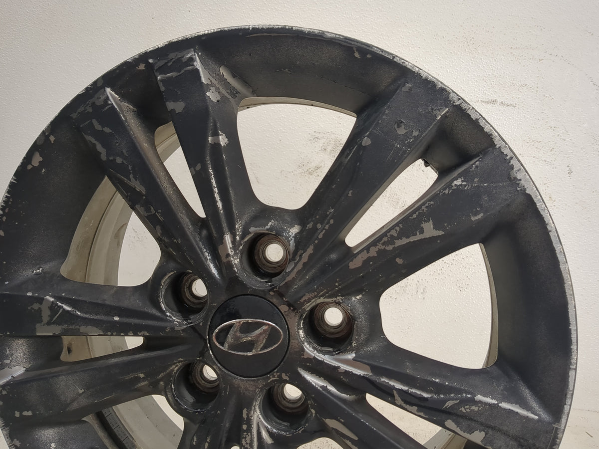 2017-2018 Hyundai Elantra Oem Wheel Rim Black 1159828 - Oemusedautoparts1.com