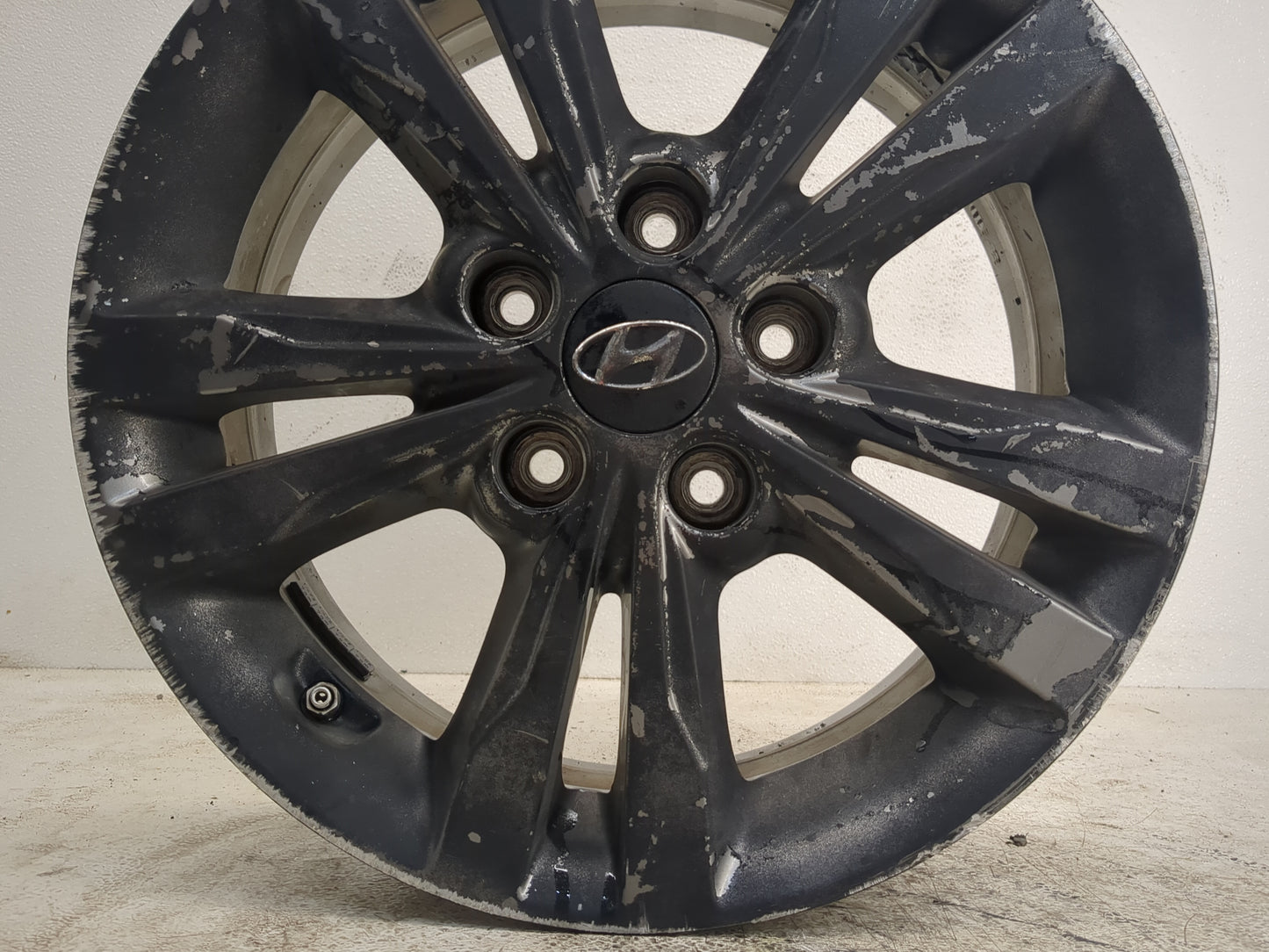 2017-2018 Hyundai Elantra Oem Wheel Rim Black - Oemusedautoparts1.com