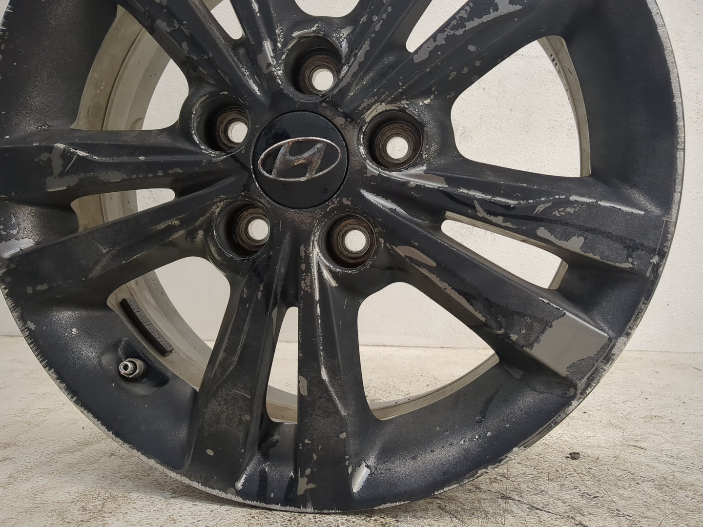 2017-2018 Hyundai Elantra Oem Wheel Rim Black - Oemusedautoparts1.com