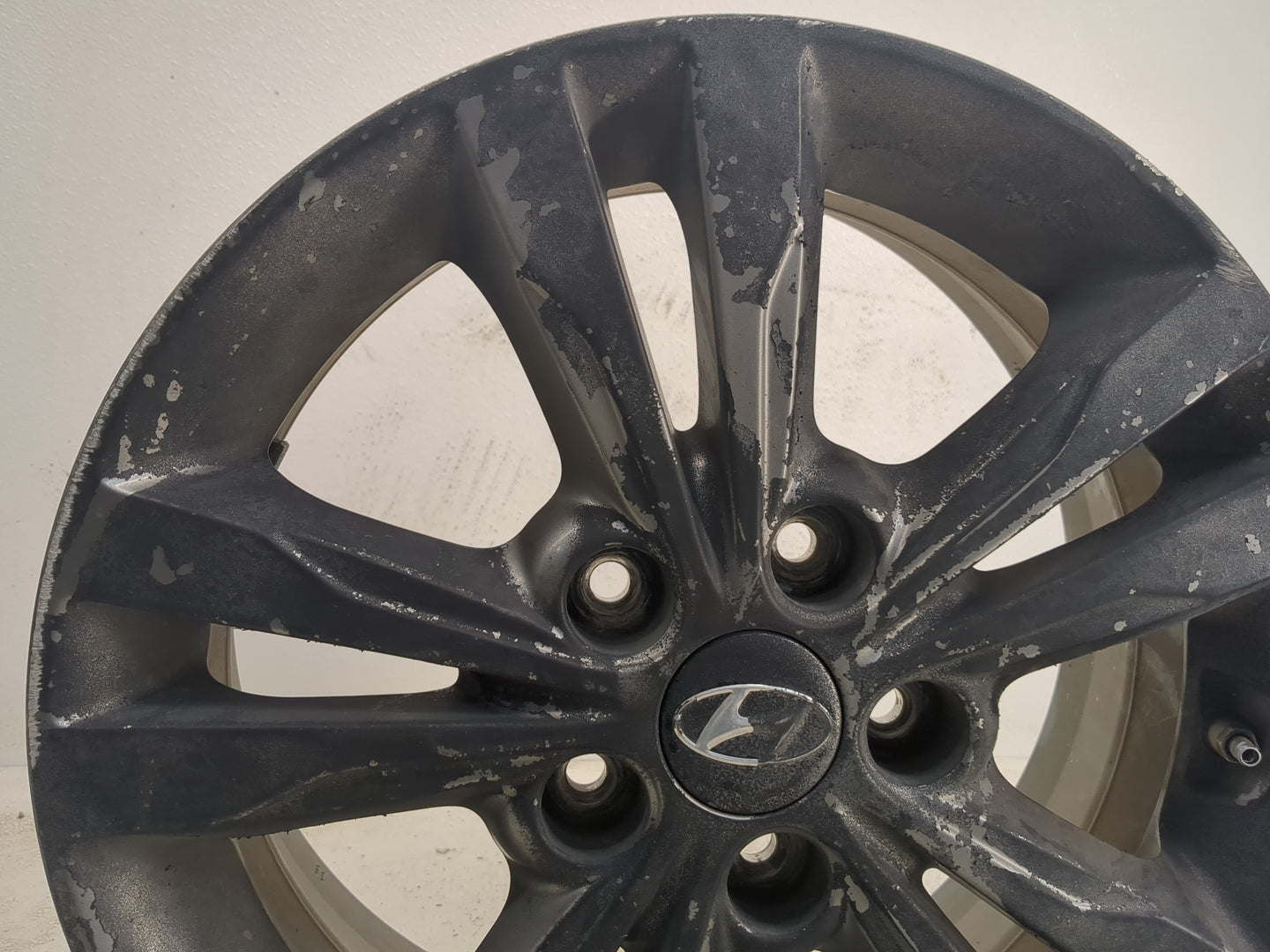 2017-2018 Hyundai Elantra Oem Wheel Rim Black - Oemusedautoparts1.com