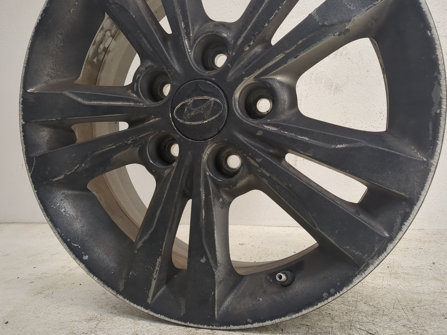 2017-2018 Hyundai Elantra Oem Wheel Rim Black - Oemusedautoparts1.com