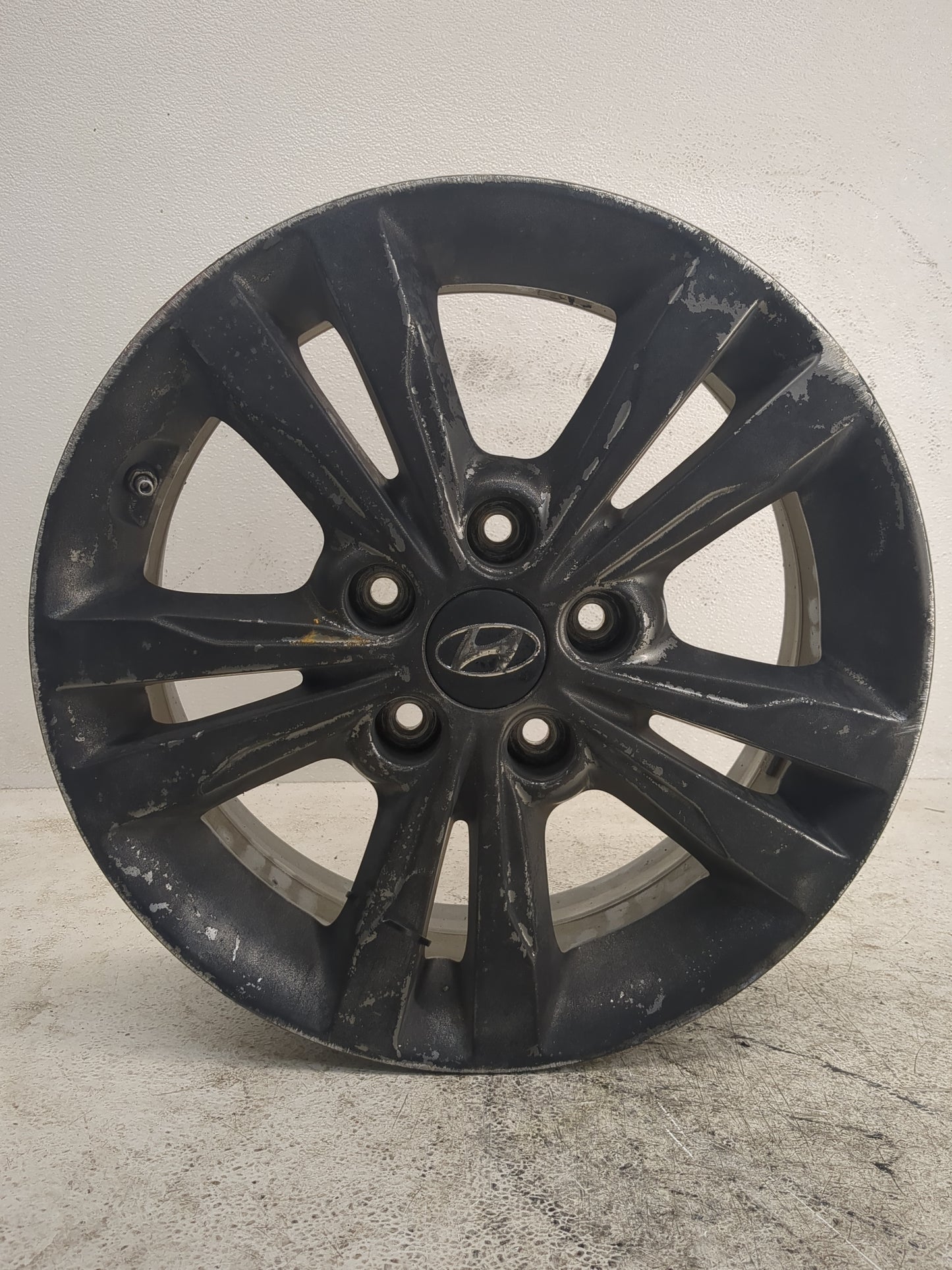 2017-2018 Hyundai Elantra Oem Wheel Rim Black - Oemusedautoparts1.com