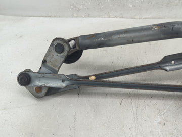 2017-2020 Hyundai Elantra Front Windshield Wiper Motor Fits Fits 2017 2018 2019 2020 2021 OEM Used Auto Parts - Oemusedautop