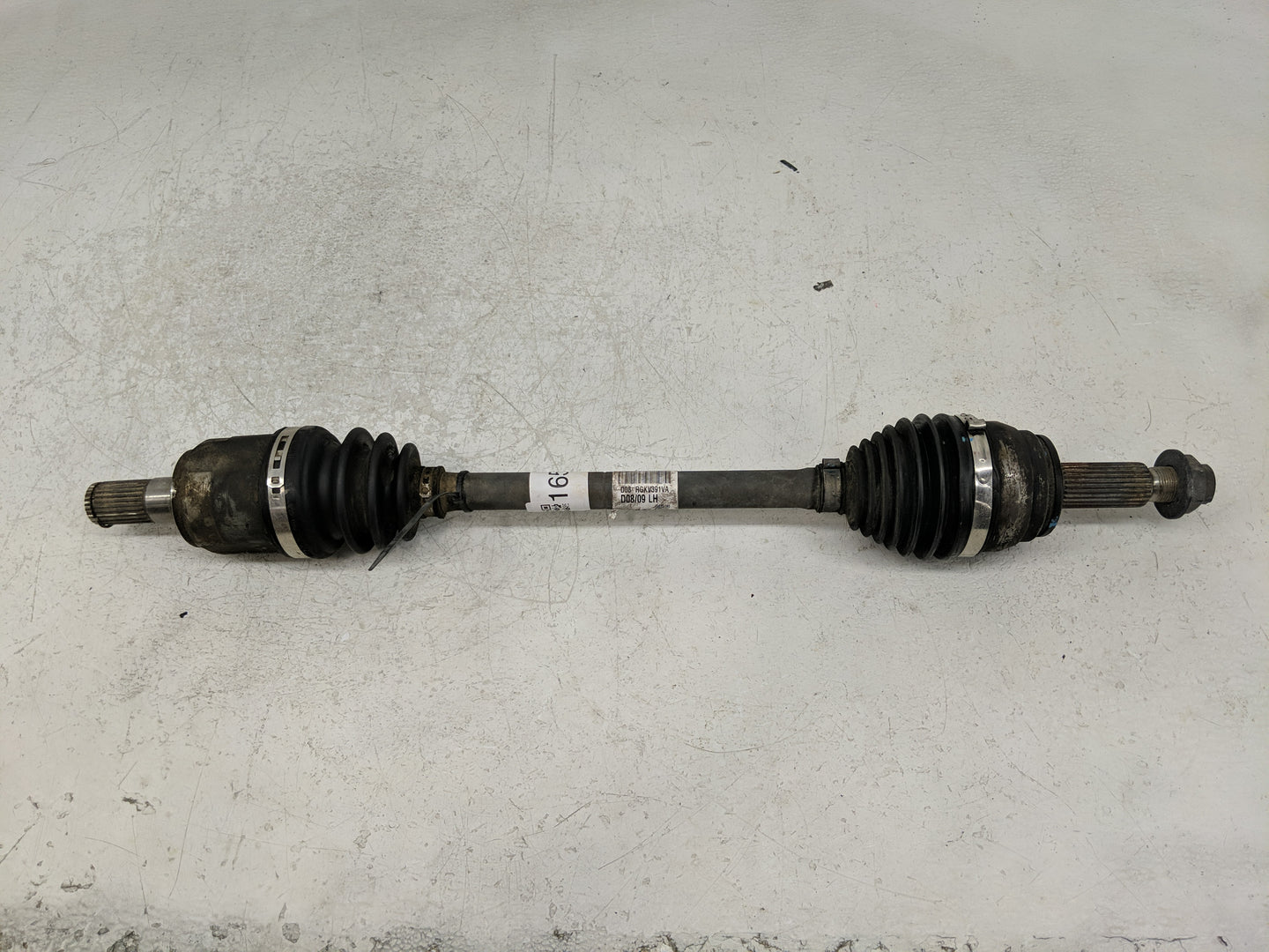 2017-2020 Hyundai Elantra Axle Shaft Front Driver Cv C/v - Oemusedautoparts1.com