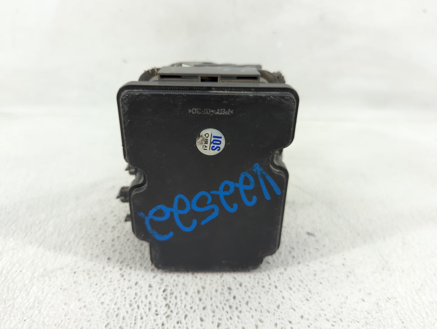 2017-2019 Hyundai Elantra ABS Pump Control Module Replacement P/N:A20 E500 58900-F2500 Fits Fits 2017 2018 2019 OEM Used Aut