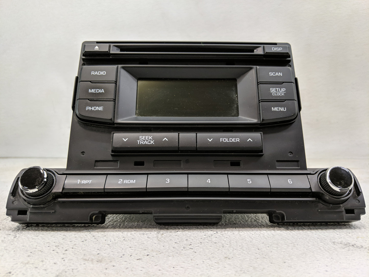 2017-2018 Hyundai Elantra Radio AM FM Cd Player Receiver Replacement P/N:96170F22700UAT Fits Fits 2017 2018 OEM Used Auto Pa