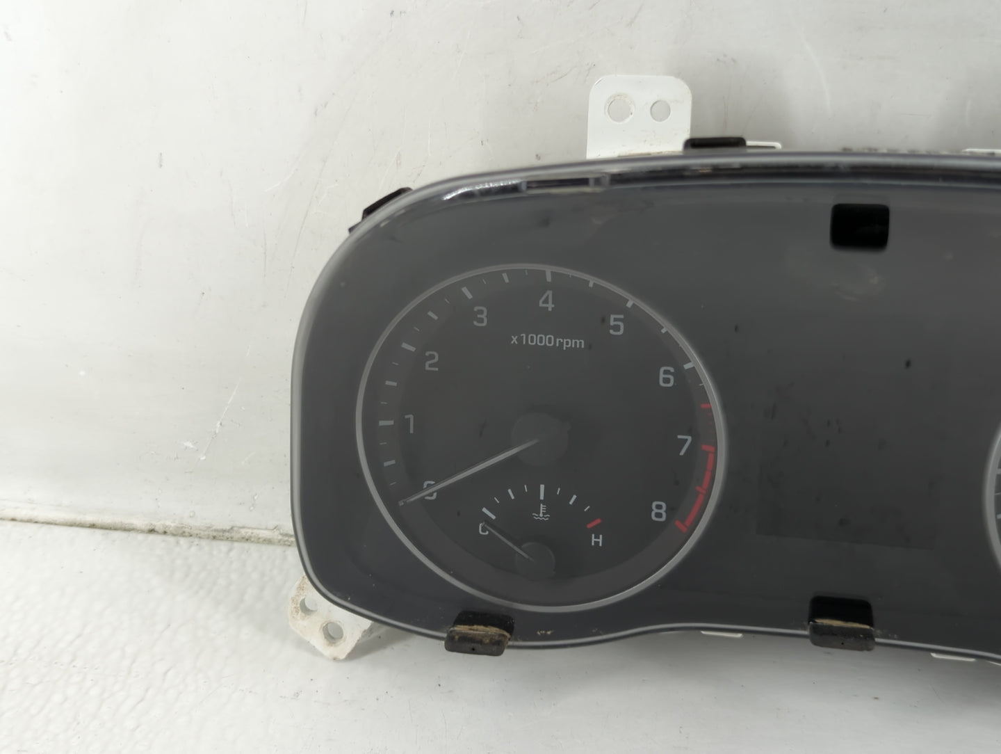 2017-2018 Hyundai Elantra Instrument Cluster Speedometer Gauges P/N:94001-F3011 Miles: Fits Fits 2017 2018 OEM Used Auto Par