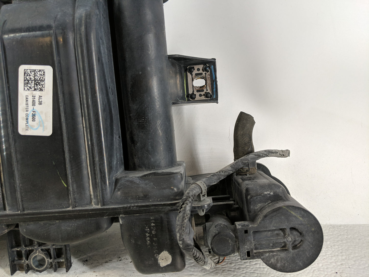 2018 Hyundai Elantra Fuel Vapor Charcoal Canister - Oemusedautoparts1.com