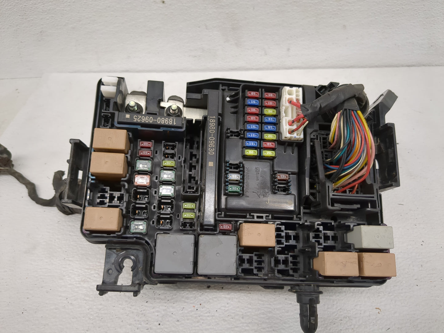 2018 Hyundai Elantra Fusebox Fuse Box Panel Relay Module P/N:91956-F2022 1707122420 Fits OEM Used Auto Parts - Oemusedautopa