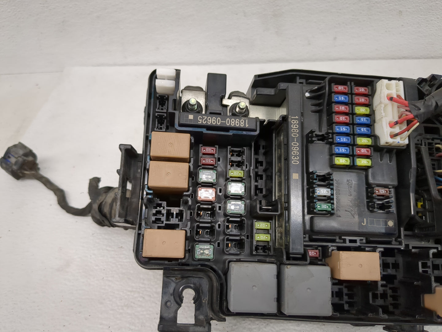 2018 Hyundai Elantra Fusebox Fuse Box Panel Relay Module P/N:91956-F2022 1707122420 Fits OEM Used Auto Parts - Oemusedautopa