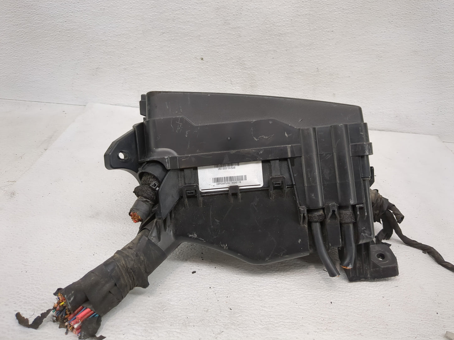 2018 Hyundai Elantra Fusebox Fuse Box Panel Relay Module P/N:91956-F2022 1707122420 Fits OEM Used Auto Parts - Oemusedautopa