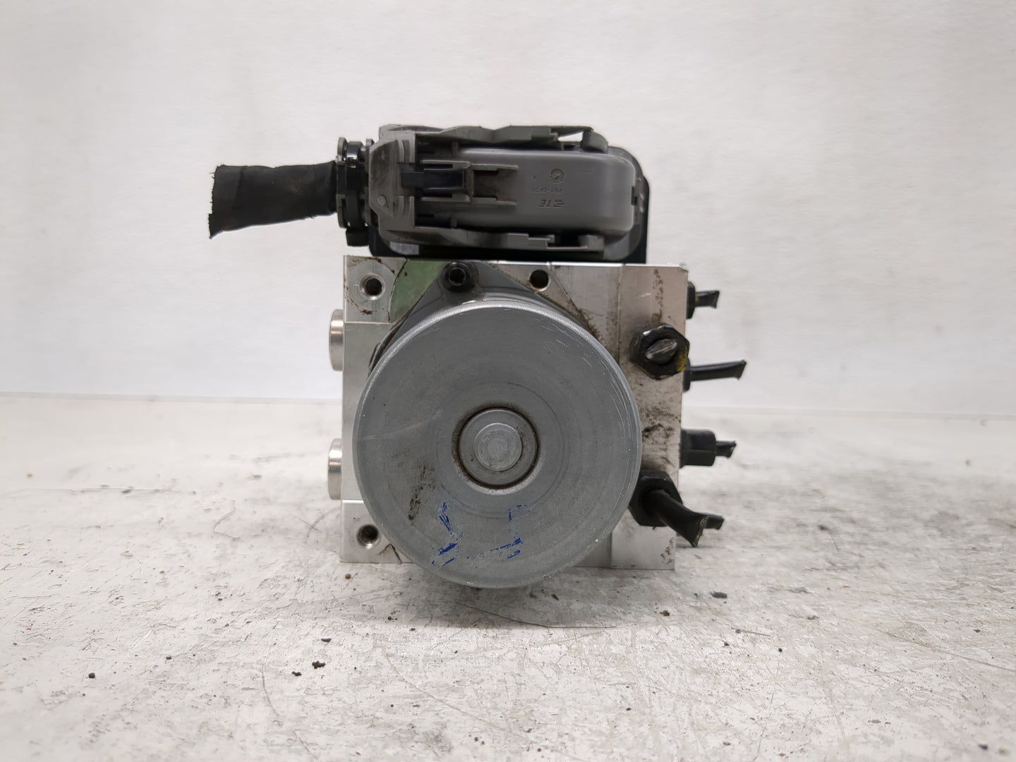 2018 Hyundai Elantra ABS Pump Control Module Replacement P/N:58910-Q5200 Q5589-20600 Fits Fits 2021 2022 OEM Used Auto Parts
