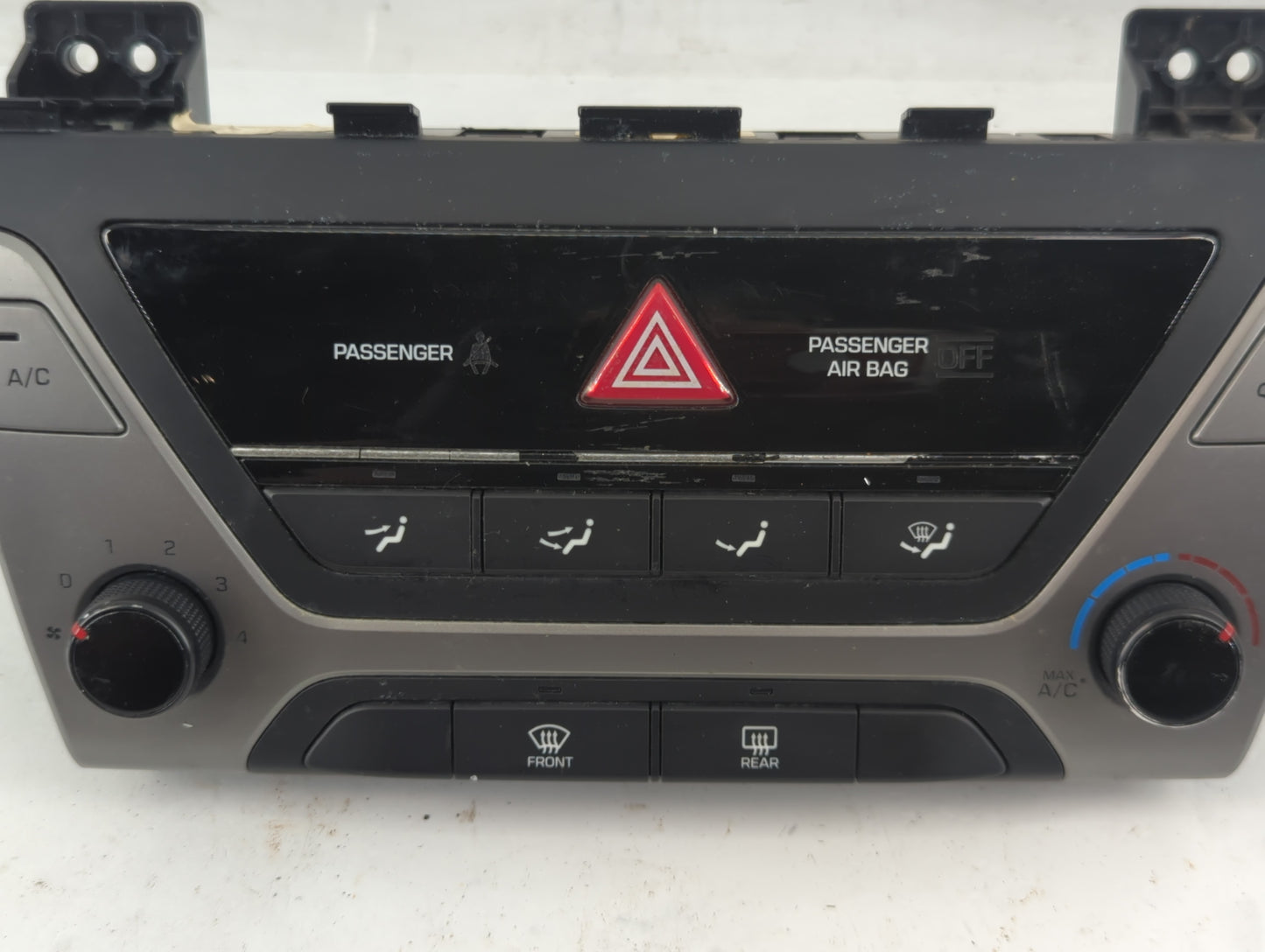 2017-2018 Hyundai Elantra Climate Control Module Temperature AC/Heater Replacement P/N:97250-F2231RET Fits Fits 2017 2018 OE