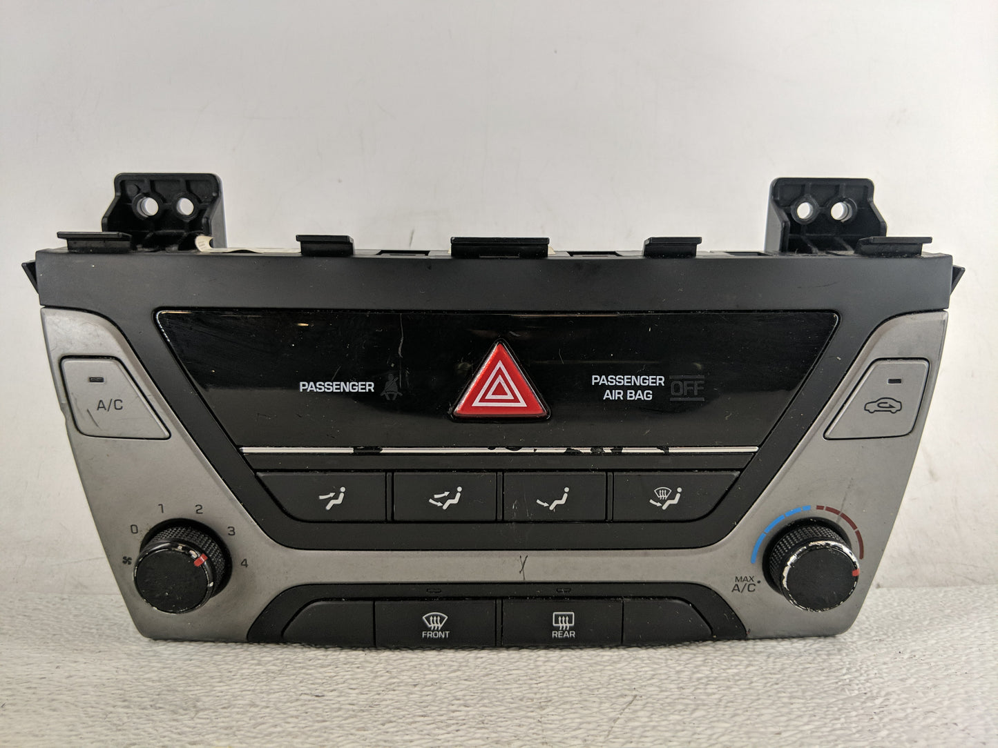 2017-2018 Hyundai Elantra Climate Control Module Temperature AC/Heater Replacement P/N:97250-F20624X Fits Fits 2017 2018 OEM