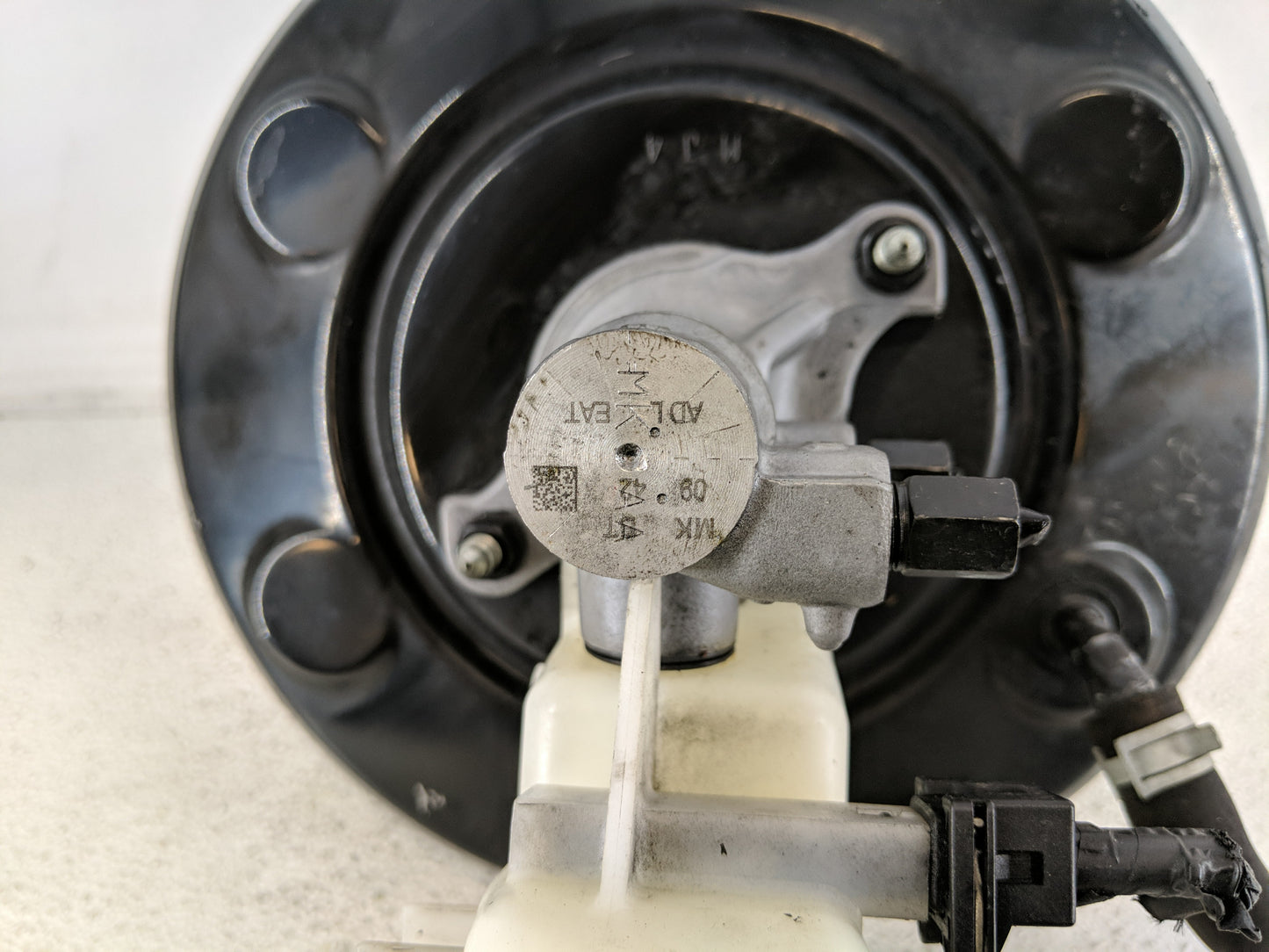 2017-2020 Hyundai Elantra Power Brake Booster Oem - Oemusedautoparts1.com