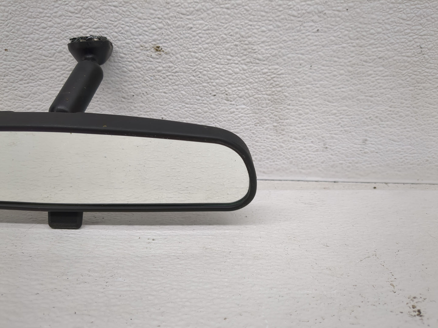 2011-2020 Hyundai Elantra Interior Rear View Mirror Replacement OEM P/N:E8011681 Fits OEM Used Auto Parts - Oemusedautoparts