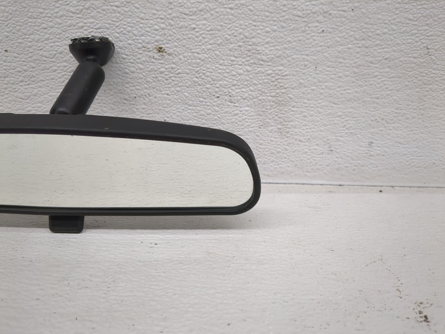 2011-2020 Hyundai Elantra Interior Rear View Mirror Replacement OEM P/N:E8011681 Fits OEM Used Auto Parts - Oemusedautoparts
