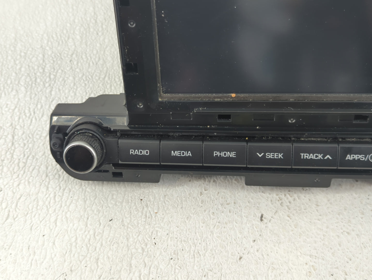 2017-2018 Hyundai Elantra Radio AM FM Cd Player Receiver Replacement P/N:96160-F2101UAT Fits Fits 2017 2018 OEM Used Auto Pa