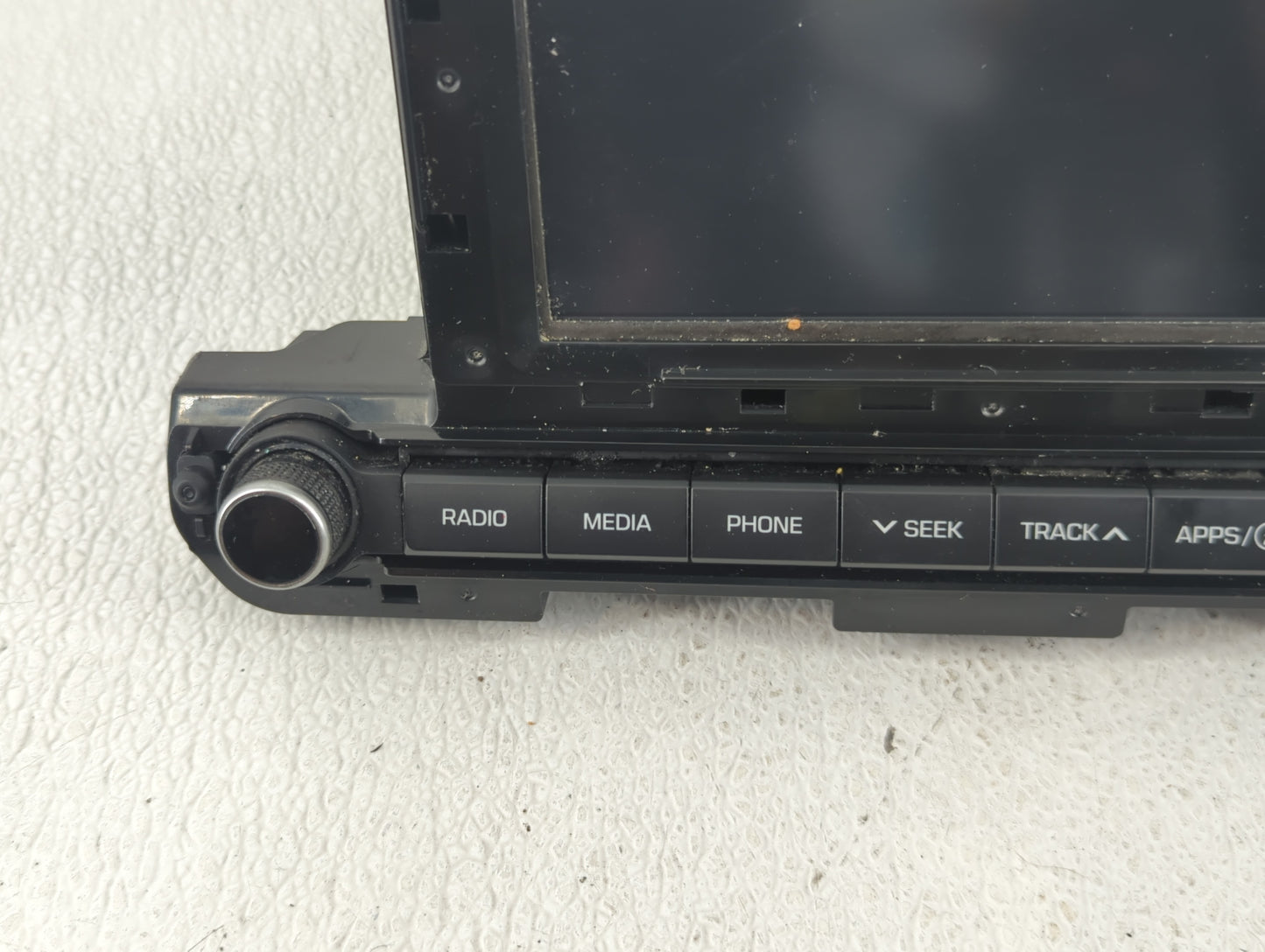 2017-2018 Hyundai Elantra Radio AM FM Cd Player Receiver Replacement P/N:96160-F2101UAT Fits Fits 2017 2018 OEM Used Auto Pa
