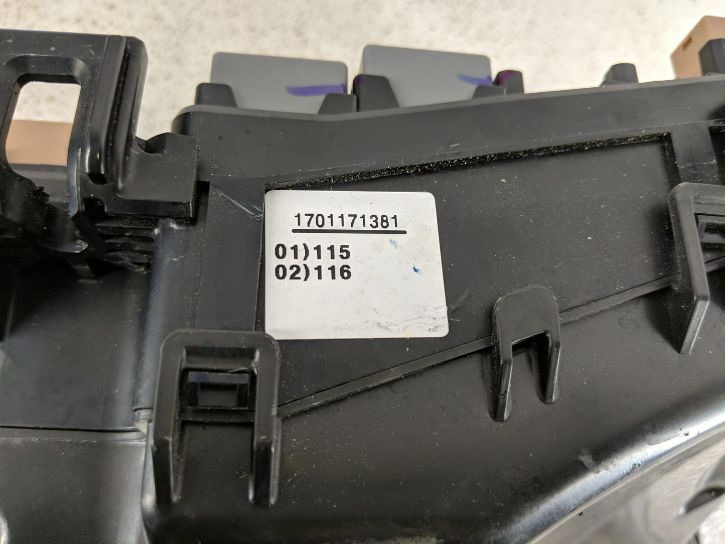 2018 Hyundai Elantra Fusebox Fuse Box Panel Relay Module P/N:1701171381 Fits OEM Used Auto Parts - Oemusedautoparts1.com