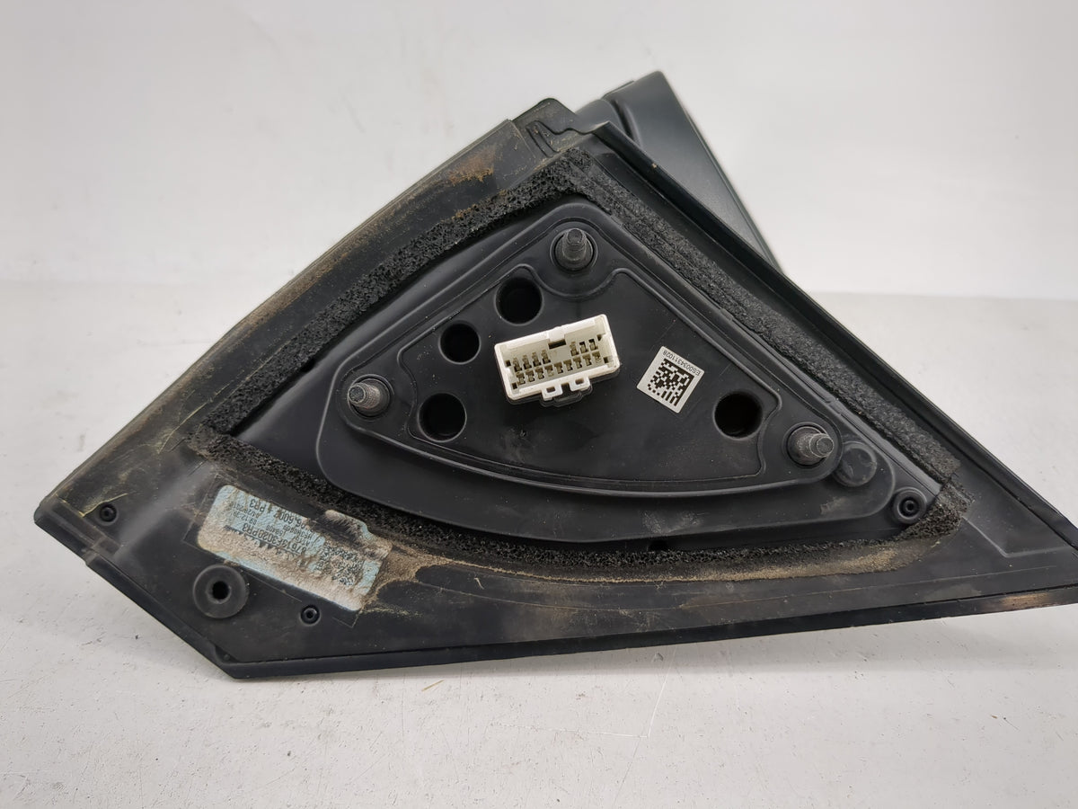 2017-2020 Hyundai Elantra Driver Side View Mirror - Left Door Mirror OEM Used - Oemusedautoparts1.com
