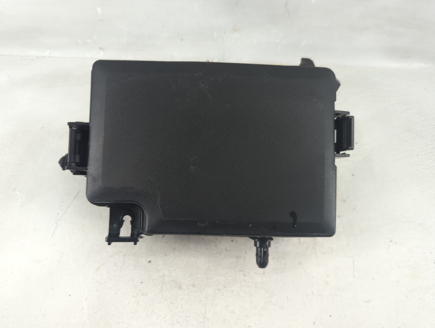 2018 Hyundai Elantra Fusebox Fuse Box Panel Relay Module P/N:91956-F2022 Fits OEM Used Auto Parts - Oemusedautoparts1.com