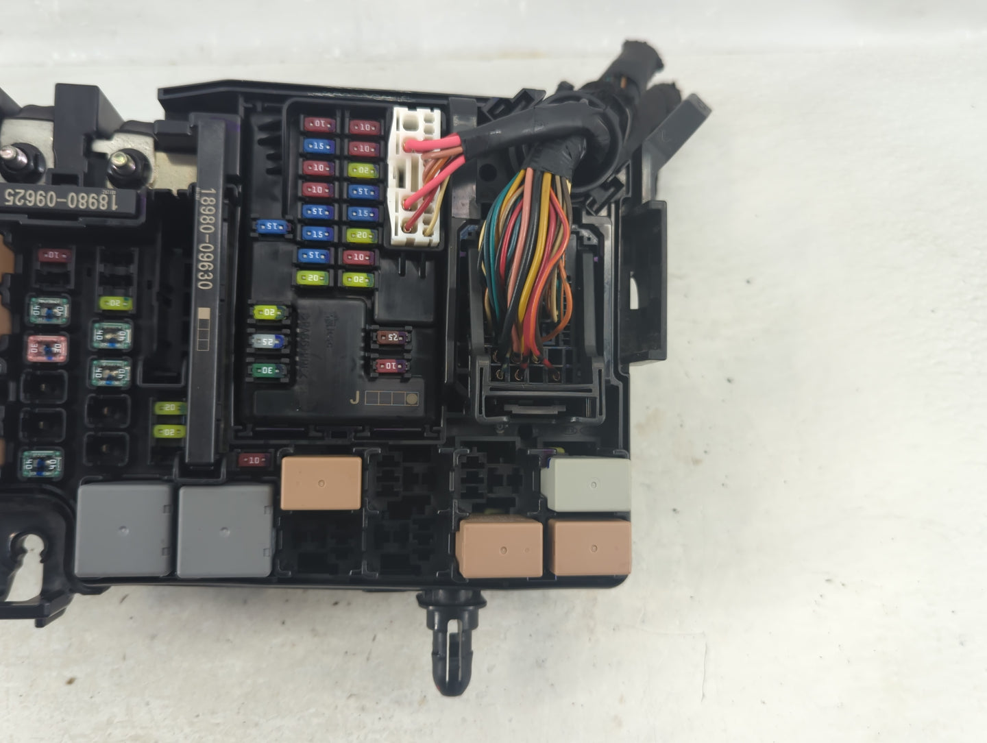 2018 Hyundai Elantra Fusebox Fuse Box Panel Relay Module P/N:91956-F2022 Fits OEM Used Auto Parts - Oemusedautoparts1.com