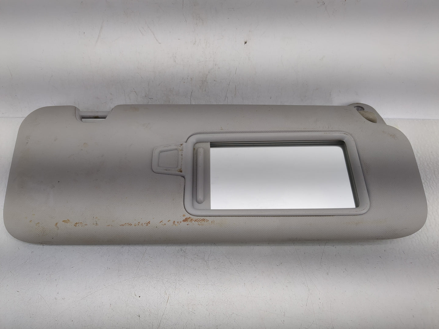 2017-2020 Hyundai Elantra Sun Visor Shade Replacement Passenger Right Mirror Fits Fits 2017 2018 2019 2020 OEM Used Auto Par