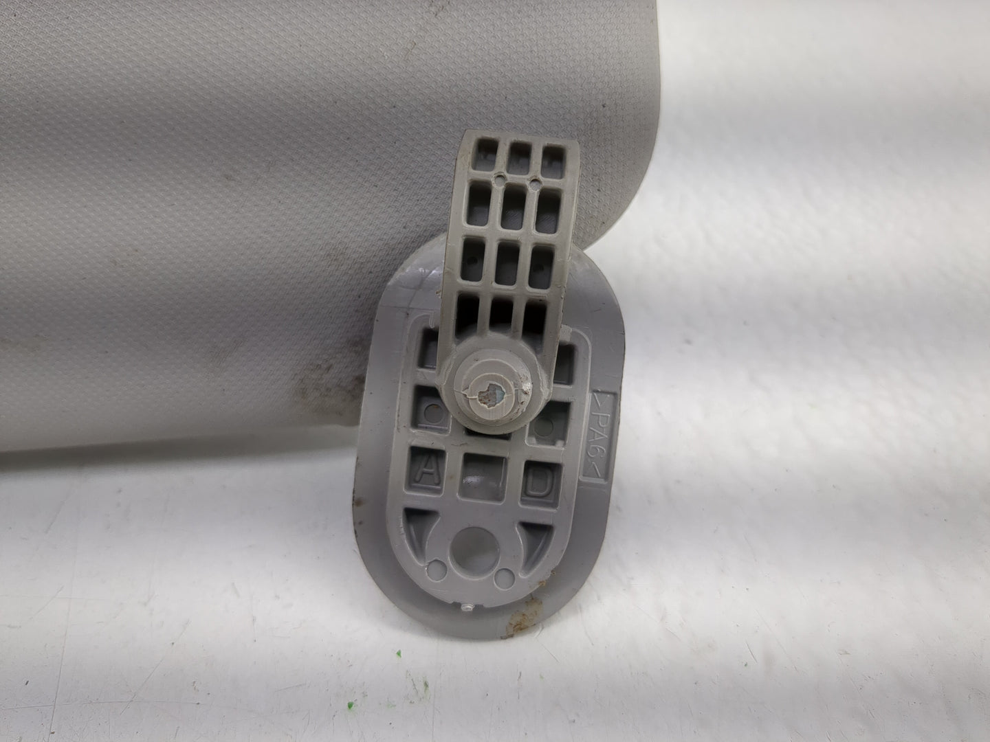 2017-2020 Hyundai Elantra Sun Visor Shade Replacement Passenger Right Mirror Fits Fits 2017 2018 2019 2020 OEM Used Auto Par