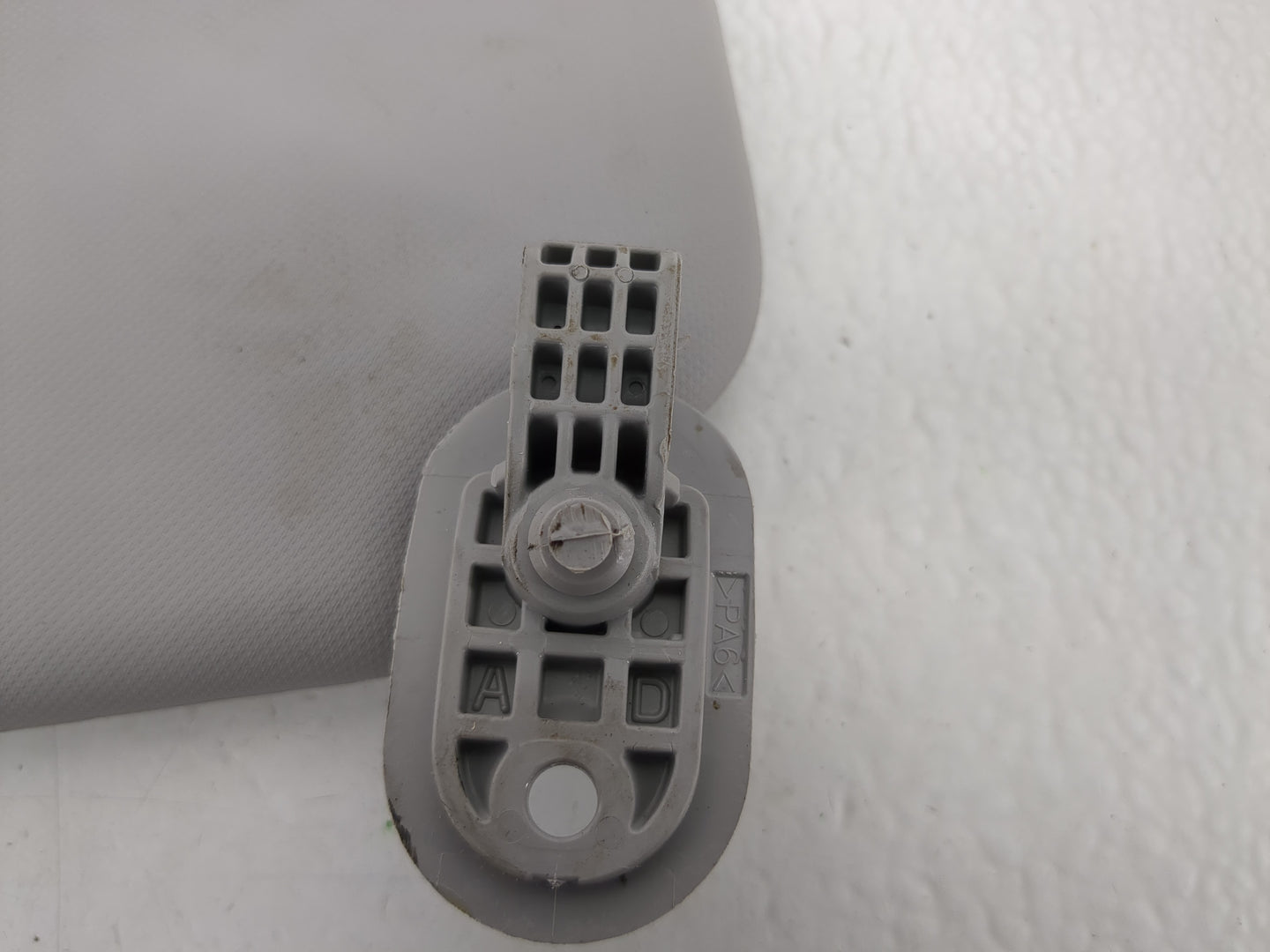 2017-2020 Hyundai Elantra Sun Visor Shade Replacement Passenger Right Mirror Fits Fits 2017 2018 2019 2020 OEM Used Auto Par