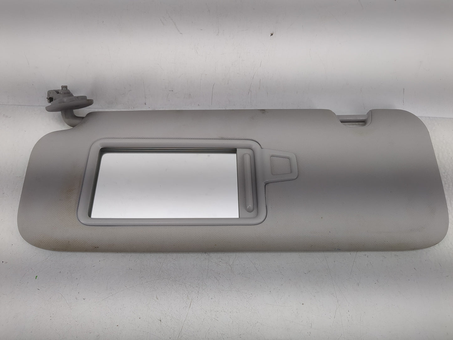 2017-2020 Hyundai Elantra Sun Visor Shade Replacement Driver Left Mirror Fits Fits 2017 2018 2019 2020 OEM Used Auto Parts -