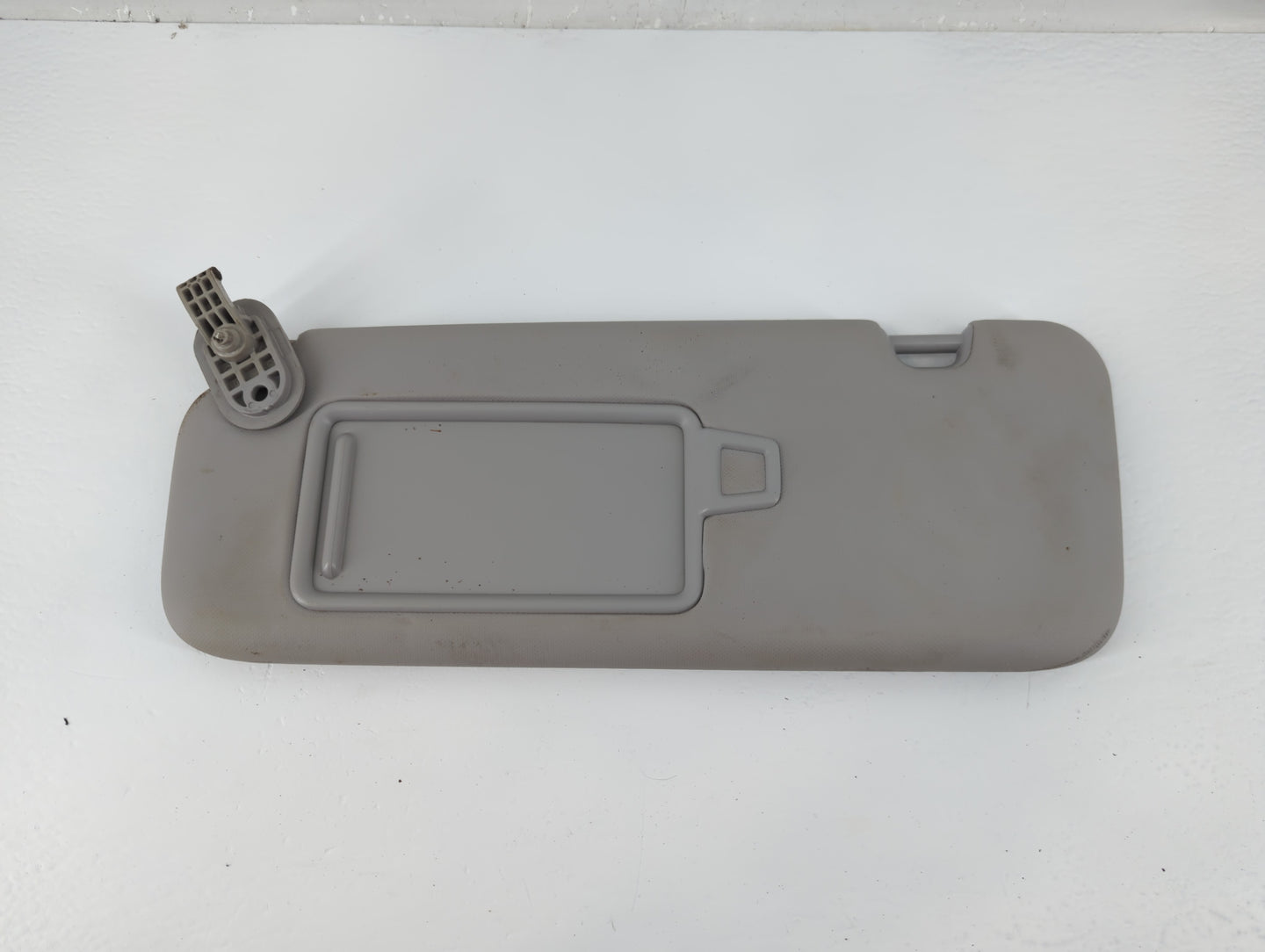 2017-2020 Hyundai Elantra Sun Visor Shade Replacement Driver Left Mirror Fits Fits 2017 2018 2019 2020 OEM Used Auto Parts -