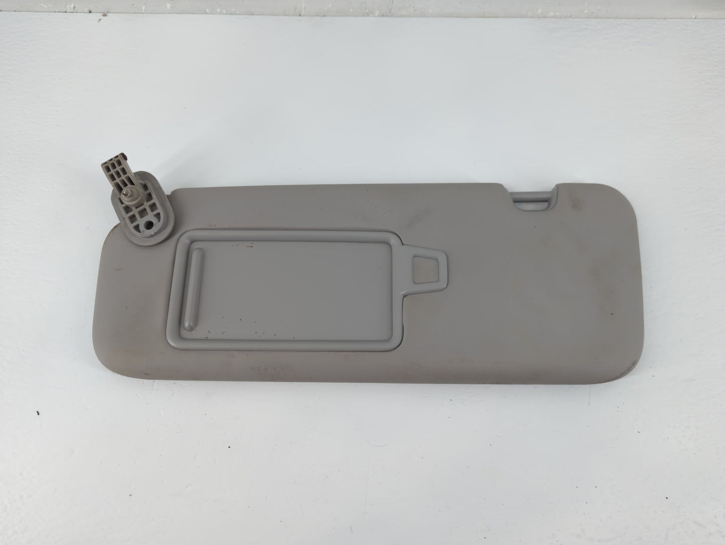 2017-2020 Hyundai Elantra Sun Visor Shade Replacement Driver Left Mirror Fits Fits 2017 2018 2019 2020 OEM Used Auto Parts -