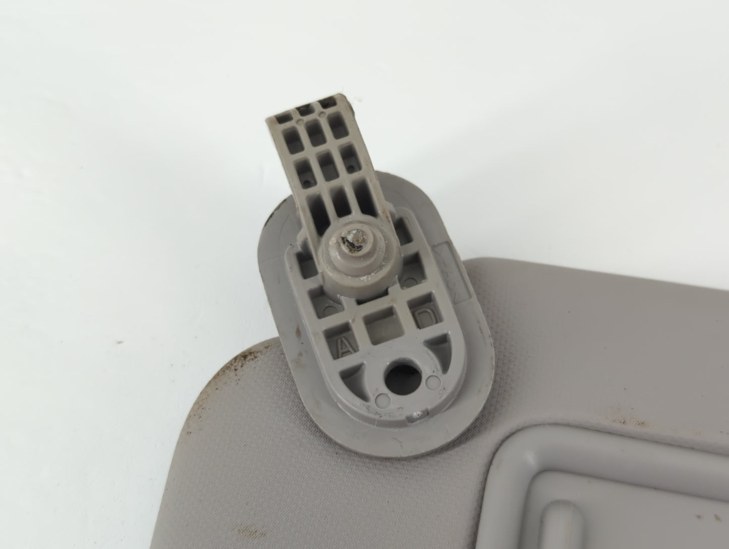 2017-2020 Hyundai Elantra Sun Visor Shade Replacement Driver Left Mirror Fits Fits 2017 2018 2019 2020 OEM Used Auto Parts -