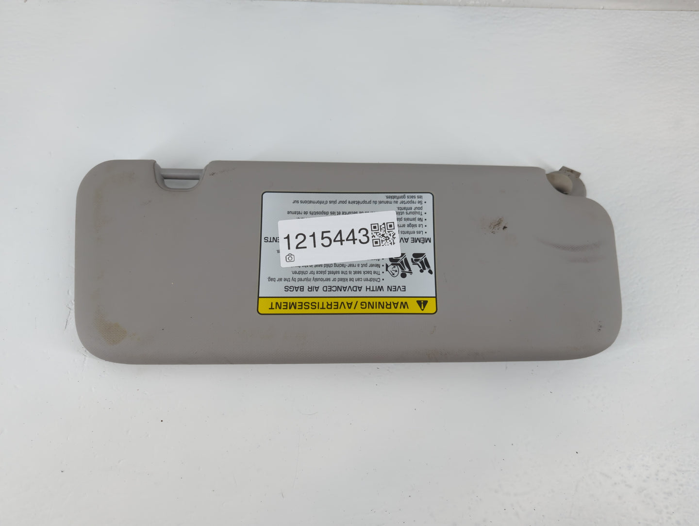 2017-2020 Hyundai Elantra Sun Visor Shade Replacement Driver Left Mirror Fits Fits 2017 2018 2019 2020 OEM Used Auto Parts -