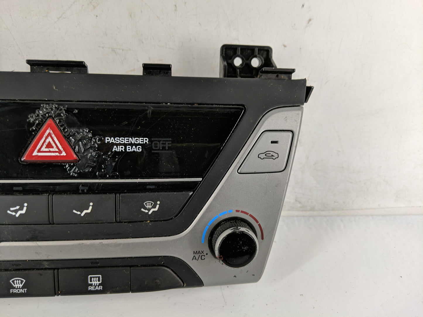 2017-2018 Hyundai Elantra Climate Control Module Temperature AC/Heater Replacement P/N:97250-F20524X Fits Fits 2017 2018 OEM