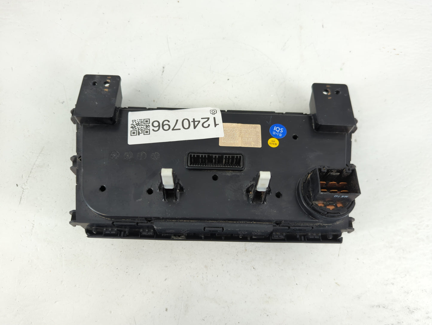2018 Hyundai Elantra Climate Control Module Temperature AC/Heater Replacement P/N:97260-F20624X Fits OEM Used Auto Parts - O