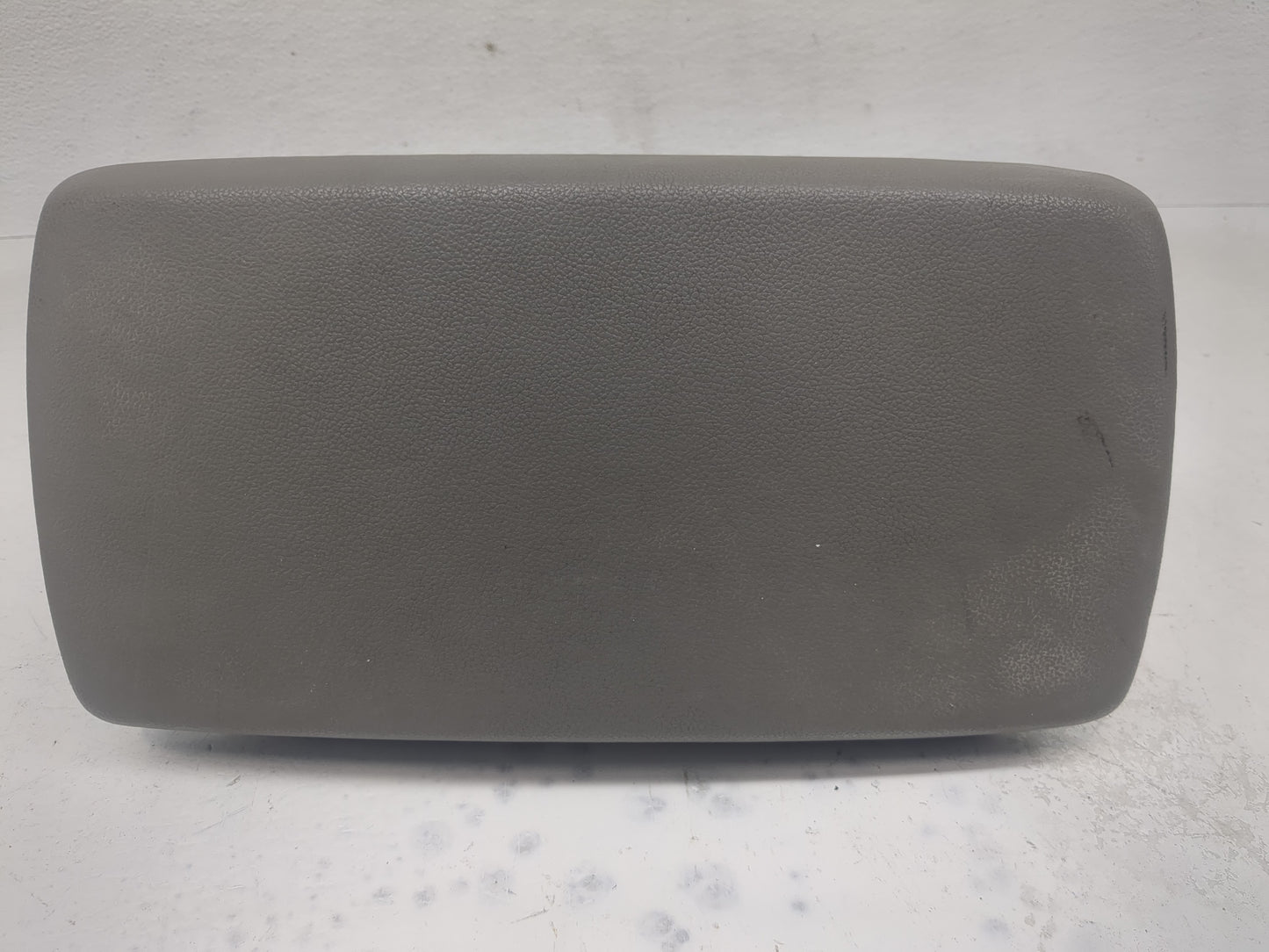 2018 Hyundai Elantra Center Console Armrest Cover Lid Fits OEM Used Auto Parts - Oemusedautoparts1.com