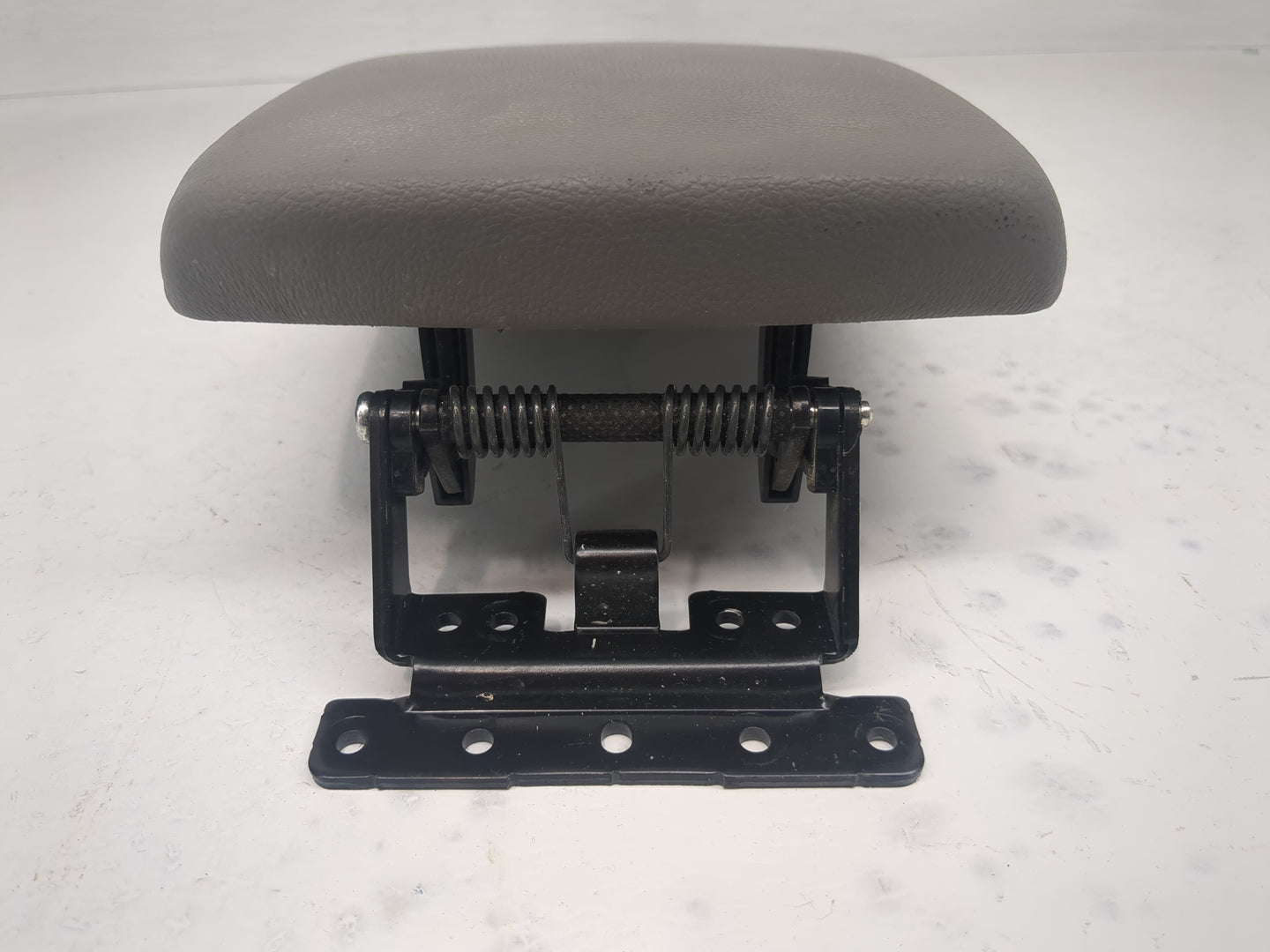 2018 Hyundai Elantra Center Console Armrest Cover Lid Fits OEM Used Auto Parts - Oemusedautoparts1.com
